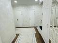 2-бөлмелі пәтер · 70 м² · 7/9 қабат, Алтын орда ш/а. 101 Б, бағасы: 35 млн ₸ в Актобе, мкр. Алтын орда — фото 8