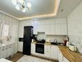 2-бөлмелі пәтер · 70 м² · 7/9 қабат, Алтын орда ш/а. 101 Б, бағасы: 35 млн ₸ в Актобе, мкр. Алтын орда — фото 11