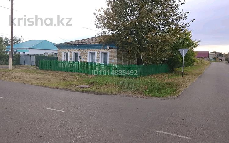 Жеке үй · 3 бөлме · 87 м² · 6 жүзд., Целинная 46 — Рядом магазин Узунколь, бағасы: 5 млн ₸ — фото 2