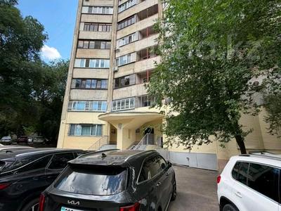 17-бөлмелі пәтер · 410.4 м² · 12/12 қабат, Коктем 2 11а, бағасы: 300 млн ₸ в Алматы, Бостандыкский р-н