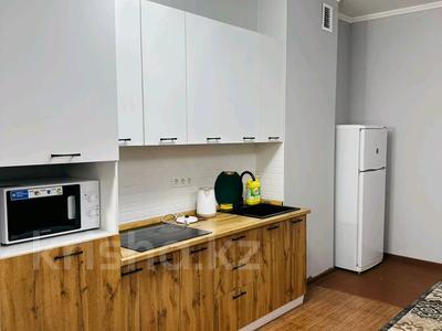 1-комнатная квартира · 52 м² · 3/18 этаж, Брусилрвского 163 — Шакарима за 15 000 ₸ в Алматы, Алмалинский р-н