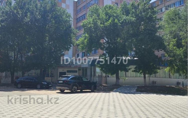 Свободное назначение, офисы, магазины и бутики, салоны красоты, медцентры и аптеки, образование, развлечения · 292 м² за 75 млн ₸ в Таразе — фото 9