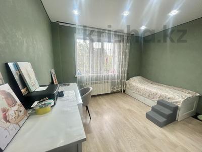 3-комнатная квартира · 80 м² · 2/11 этаж, мкр Юго-Восток, ул.Сарыарка за 33 млн ₸ в Караганде, Казыбек би р-н