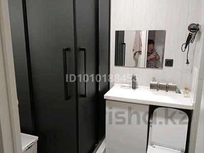 2-бөлмелі пәтер · 52 м² · 4/5 қабат, мкр Аксай-3Б 22, бағасы: 36 млн ₸ в Алматы, Ауэзовский р-н