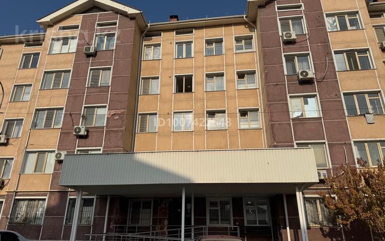 2-комнатная квартира · 54 м² · 1/5 этаж, мкр Акжайык 2А — улица сырым батыр и Кокшетау за 18 млн ₸ в Шымкенте, Абайский р-н — фото 2