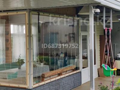 Аренда домов или дач посуточно в Алматы: Дача · 1 комната · 42 м² · посуточно, мкр Каргалы 427 за 30 000 〒 Дача · 1 комната · 42 м² · посуточно, мкр Каргалы 427 за 30 000 〒 в Алматы, Наурызбайский р-н