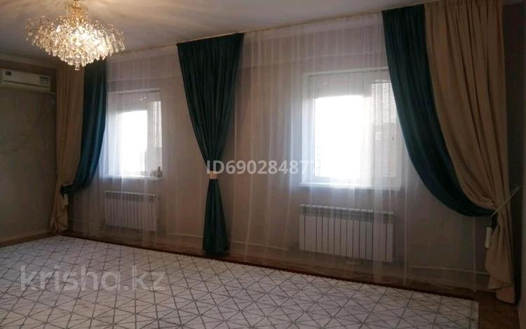 Отдельный дом • 5 комнат • 180 м² • 15 сот., Кезбаев 33 за 23 млн 〒 в  — фото 11