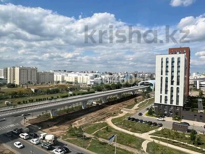 2-бөлмелі пәтер · 74 м² · 8/9 қабат, Кабанбай батыра 64 — Рыскулова, бағасы: 450 000 ₸ в Астане, Есильский р-н