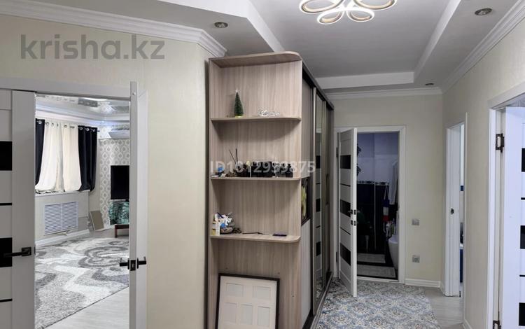 3-бөлмелі пәтер · 98.4 м² · 8/9 қабат, Сары Арқа ш/а 40, бағасы: 38 млн ₸ в Атырау, мкр Сары Арка — фото 16