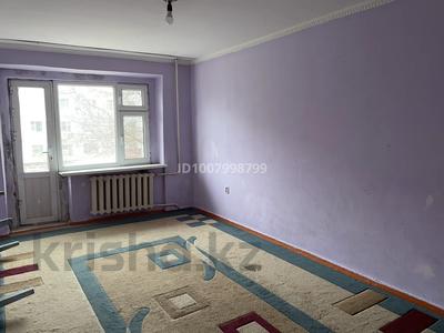 2-комнатная квартира · 65 м² · 2/5 этаж, Т.Нышанов 7 — 1 микрорайон 7/70 за 9 млн 〒 в Туркестане