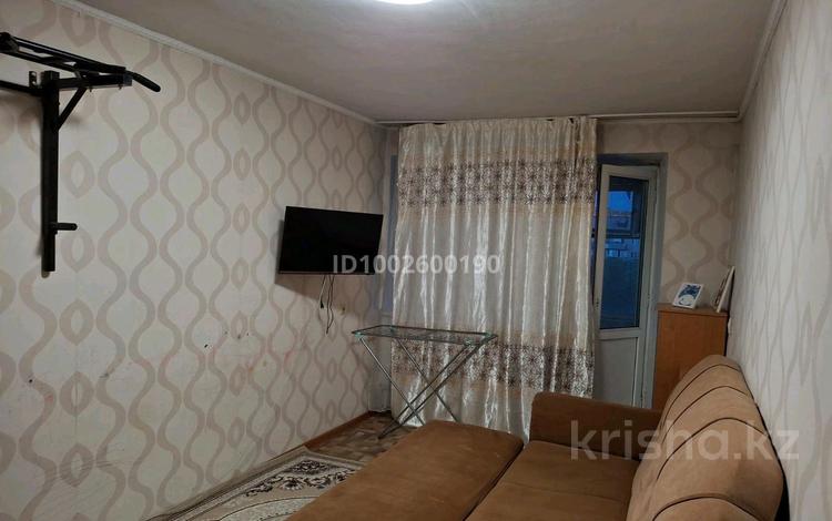 2-бөлмелі пәтер · 44 м² · 5/5 қабат, 410 квартал 6 — Сзади мереке, бағасы: 150 000 〒 в Семее — фото 2