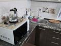 2-бөлмелі пәтер · 45 м² · 3/5 қабат, Ул.Казахстан 98, бағасы: 18 000 ₸ в Усть-Каменогорске, Ульбинский — фото 7
