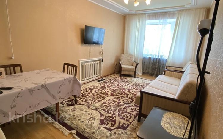 2-комнатная квартира · 54 м² · 1/5 этаж, мкр Кунаева — 6 мкр за 18.5 млн ₸ в Уральске — фото 2