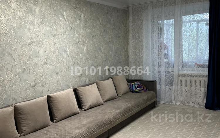 2-бөлмелі пәтер · 44 м² · 3/5 қабат, 2мкр 21, бағасы: 8.7 млн ₸ в Лисаковске — фото 2
