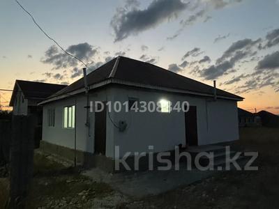 Жеке үй · 4 бөлме · 100 м² · 10 жүзд., Жиенкулова 74, бағасы: 25 млн ₸ в Талдыкоргане, село Ынтымак