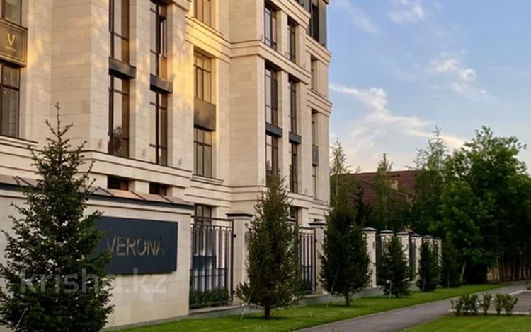 6-комнатная квартира · 242.1 м² · 5/5 этаж, мкр Михайловка 100 за ~ 157.4 млн ₸ в Караганде, Казыбек би р-н — фото 2