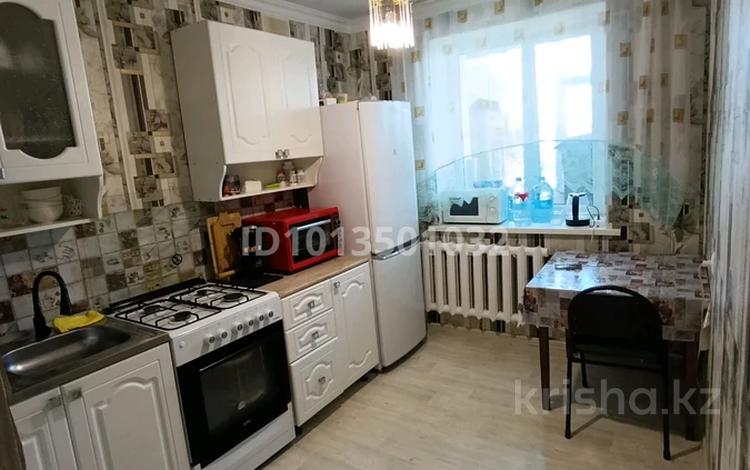 2-комнатная квартира · 54 м² · 6/6 этаж, мкр Жилгородок — Мира- есет батыра за 14 млн ₸ в Актобе — фото 2