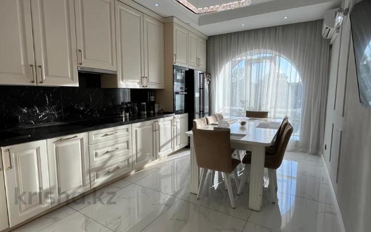 3-комнатная квартира · 105 м² · 3/18 этаж, Навои 208 — Навои за 94.5 млн 〒 в Алматы, Бостандыкский р-н — фото 41