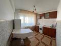 2-бөлмелі пәтер · 51 м² · 4/5 қабат, Каженбаев 2 — По ул. Махамбета, Рядом с ул. Чехова, напротив ЕНПФ, бағасы: 18.5 млн ₸ в Атырау — фото 4