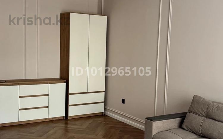 1-комнатная квартира · 43 м² · 8/16 этаж, мкр Акжайык, К. Толеметова 83A за 200 000 ₸ в Шымкенте, Абайский р-н — фото 2