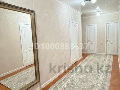 3-бөлмелі пәтер · 90 м² · 8/10 қабат, Кумисбекова — Сейфуллина кумисбекова, бағасы: 43 млн ₸ в Астане, Сарыарка р-н