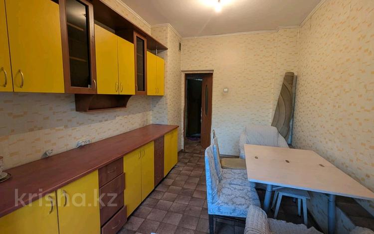 1-комнатная квартира · 35 м² · 3/5 этаж, мкр Аксай-2 45 — Момышулы-Елемесова за 200 000 〒 в Алматы, Ауэзовский р-н — фото 2