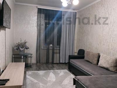 3-комнатная квартира · 74 м² · 3 этаж, Абая 15 — Гостиница Казахстан, дворец Республики... за 25 000 ₸ в Алматы, Медеуский р-н
