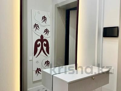 3-комнатная квартира · 66 м² · 6/9 этаж, Шамши Калдаяков — ТОП ЛОКАЦИЯ! за 61.5 млн ₸ в Астане, Сарайшык р-н