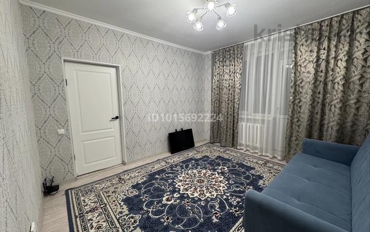 1-комнатная квартира · 30 м² · 1/9 этаж, Сауран 12/1 за 240 000 ₸ в Астане, Есильский р-н — фото 2