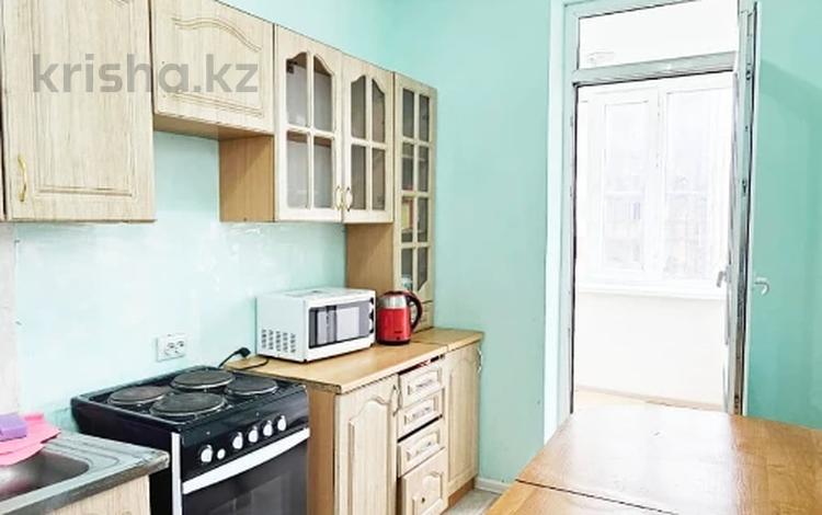 3-комнатная квартира · 70.7 м² · 15/18 этаж, Сарайшык 5/1 за 250 000 〒 в Астане, Есильский р-н — фото 11