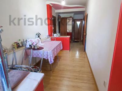 Продажа квартир в Жамбылской обл.: 2-комнатная квартира · 54 м² · 4/4 этаж, Жайлау 3мкр 23 — Улучшенный кирпичный дом за 15.5 млн 〒 2-комнатная квартира · 54 м² · 4/4 этаж, Жайлау 3мкр 23 — Улучшенный кирпичный дом за 15.5 млн 〒 в Таразе