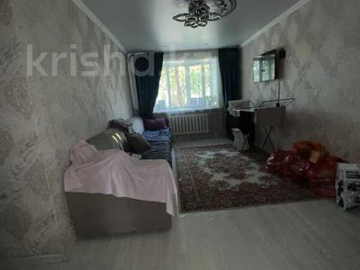 3-комнатная квартира · 60 м² · 1/5 этаж, Карменова 66 за 200 000 ₸ в Семее