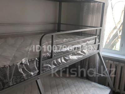 4 комнаты · 70 м² · 2/4 этаж, мкр №4 19 за 37 000 ₸ в Алматы, Ауэзовский р-н
