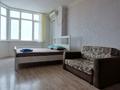 1-комнатная квартира, 55 м², 6/9 этаж посуточно, Сатпаева 2Г за 12 000 〒 в Атырау — фото 2