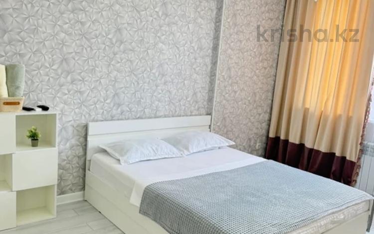 1-комнатная квартира · 50 м², мкр Центральный, Махамбета Утемисова 125Б — Филармония за 20 000 〒 в Атырау — фото 2