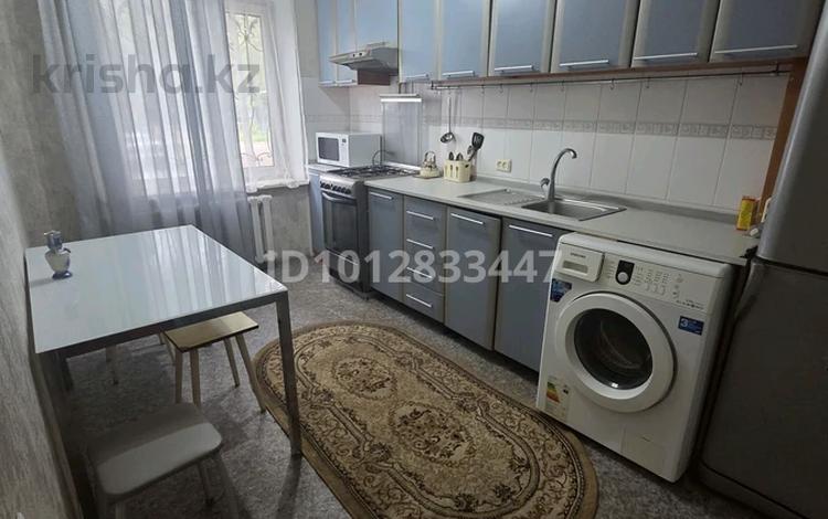 3-комнатная квартира · 70 м² · 1/9 этаж, мкр 11, Аз Наурыз — ТРЦ Керуен Сити, Шипагер, Дина за 15 000 ₸ в Актобе — фото 2