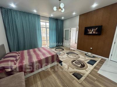 1-комнатная квартира · 43 м² · 1/5 этаж, Каркаралинская 11 — Китайская стена за 15 000 〒 в Семее
