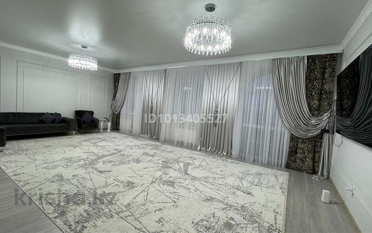 3-комнатная квартира · 167.6 м² · 3/4 этаж, мкр. Алтын орда, Саздинское Лесничество — Саздинское Лесничество за 70.5 млн ₸ в Актобе — фото 2