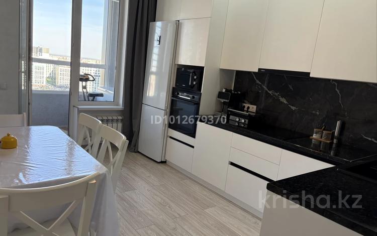 2-бөлмелі пәтер · 67 м² · 17/18 қабат, Шамши Калдаякова 23а, бағасы: 46.5 млн ₸ в Астане, Сарайшык р-н — фото 2