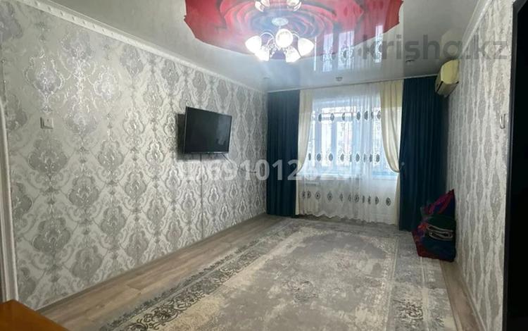 4-комнатная квартира, 60 м², 3/5 этаж, Алашахана 27 за 22 млн 〒 в Жезказгане — фото 2