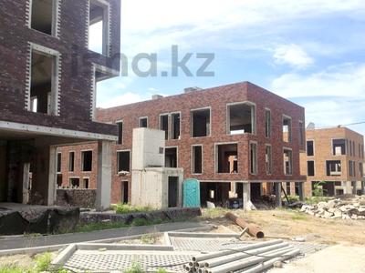 8-комнатная квартира · 336 м² · 3/3 этаж, Аль- Фараби 116/56 за 300 млн 〒 в Алматы, Медеуский р-н