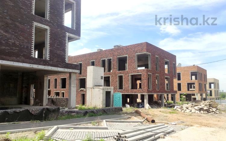 8-комнатная квартира · 336 м² · 3/3 этаж, Аль- Фараби 116/56 за 400 млн 〒 в Алматы, Медеуский р-н — фото 2