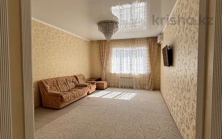 3-бөлмелі пәтер · 120 м² · 2/5 қабат, Сарайшык 27, бағасы: 350 000 ₸ в Уральске — фото 2