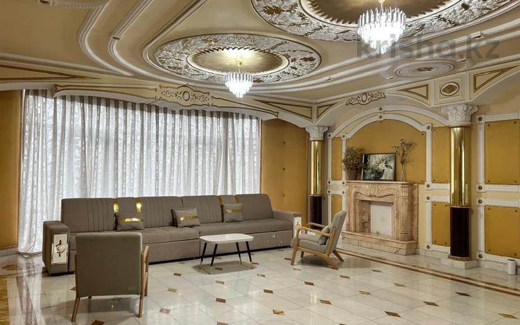10-комнатная квартира · 579 м² · 8/10 этаж, Достык 132 за 480 млн ₸ в Алматы, Медеуский р-н — фото 37
