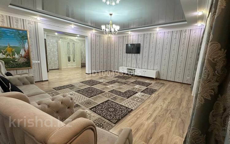 3-комнатная квартира · 140 м² · 10/10 этаж, Ахмет Байтурсынова 19 — Пересечение улиц А.Байтурсынова и К.Аманжолова, напротив мечети Хазрет Султан за 450 000 ₸ в Астане, Сарайшык р-н — фото 25