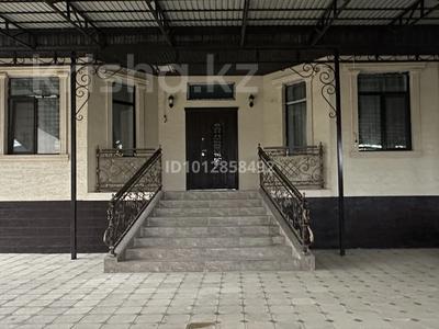 Жеке үй · 6 бөлме · 300 м² · 9 жүзд., Сартай Бурашева көшесі, 40 — Кинопавильон NYFA, бағасы: 85 млн ₸ в Каскелене