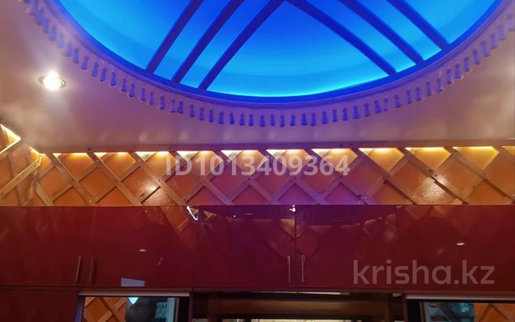 Дом · 5 комнат · 300 м², Куратова 63 — Райымбека куратова за 50 000 ₸ в Алматы, Жетысуский р-н — фото 2