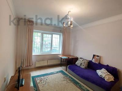 1-бөлмелі пәтер · 40 м² · 1/5 қабат, Ақсай-4 ш/а., бағасы: 180 000 ₸ в Алматы, Ауэзовский р-н