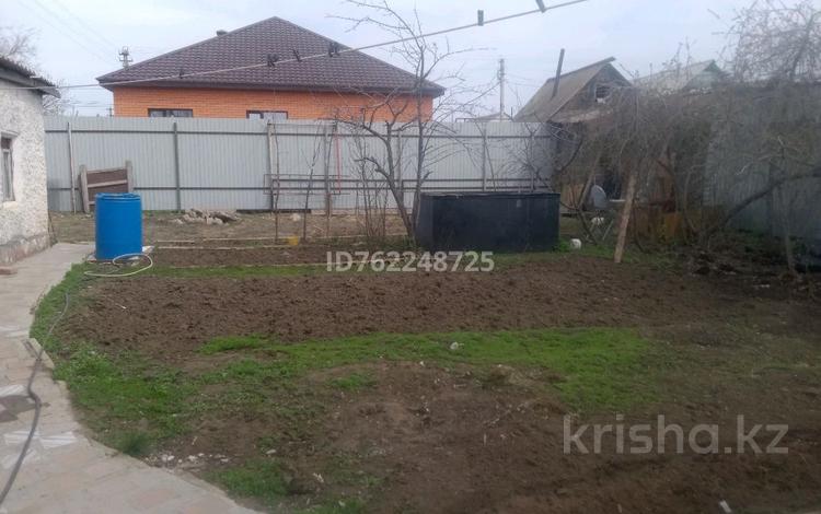 Отдельный дом · 3 комнаты · 50 м² · 4.5 сот., Тайманова 12 — Пугачева за 15.5 млн ₸ в Уральске — фото 2