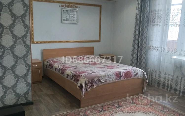 1-комнатная квартира · 40 м², Жансугурова 112 — Пересечение шевченко за 1 500 〒 в Талдыкоргане — фото 8